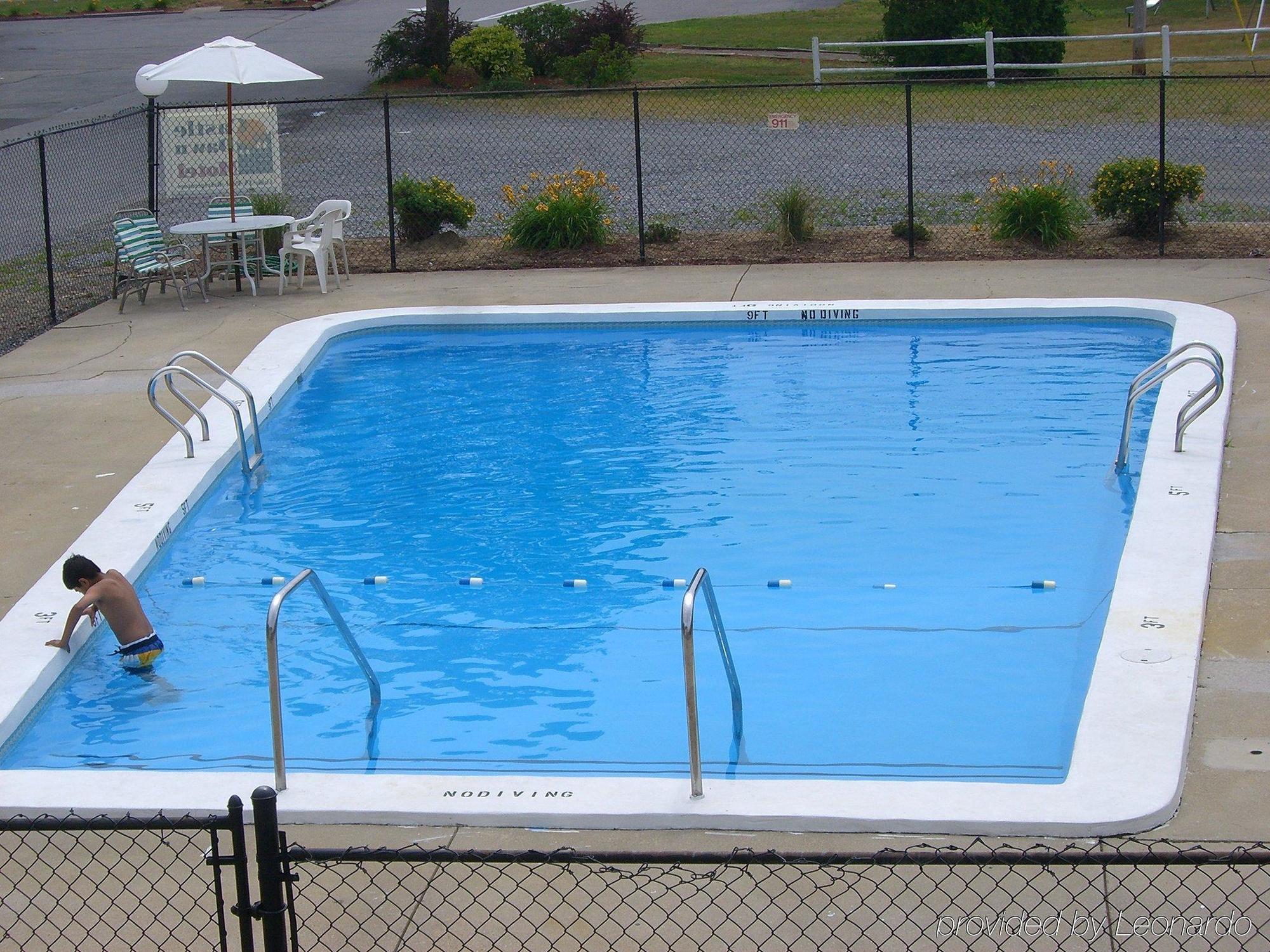 Howard Johnson By Wyndham West Yarmouth Cape Cod Exterior photo